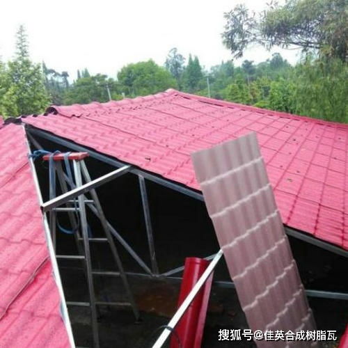 合成樹脂瓦是屋面建材業的一次新突破